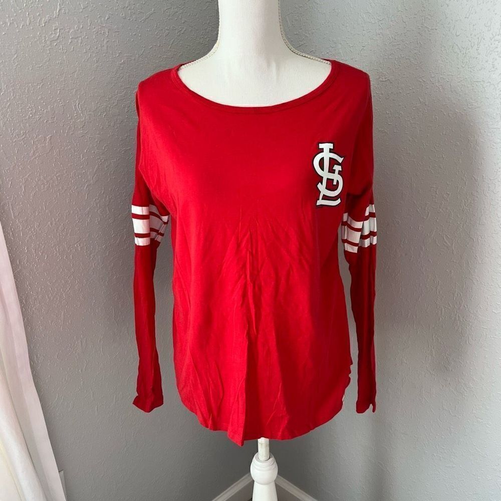 St Louis Cardinals NWOT Ladies Long Sleeve Tshirt Size Small